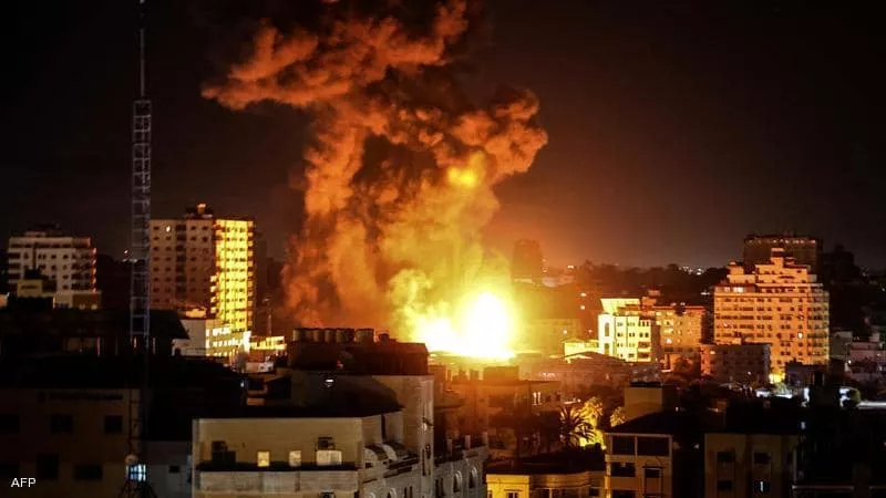 استشهاد صحفية فلسطينية وآخرين في غارات إسرائيلية على قطاع غزة
