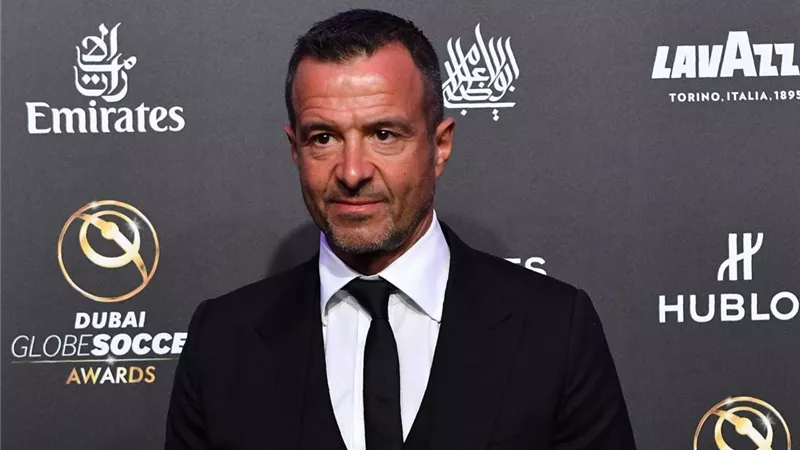 مينديز يعرض على برشلونة التضحية في الميركاتو الصيفي