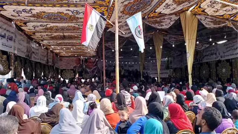 غزل دمياط تنظم مؤتمرا شعبيا لدعم وتأييد السيسي