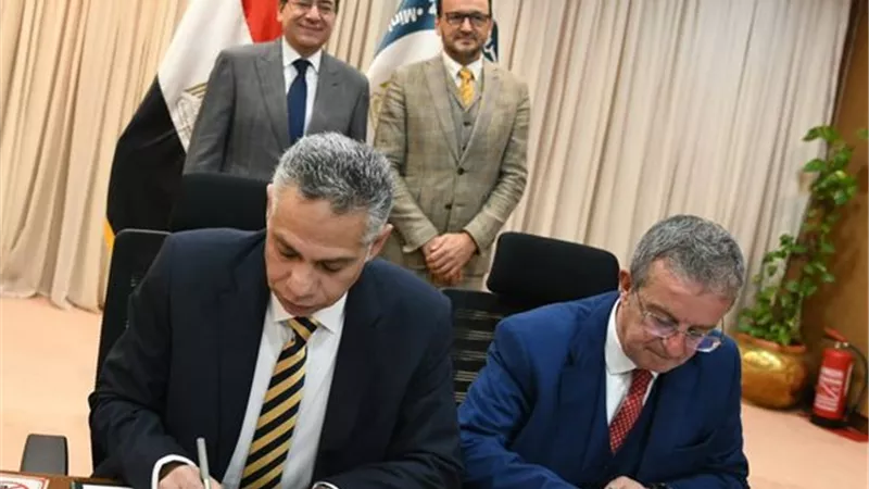 الملا: مناخ العمل بسوق المنتجات البترولية بمصر يتميز بفرص استثمار