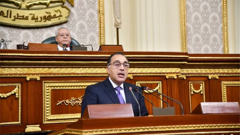 مدبولى : الرئيس السيسى أكد أن سياسات العقاب الجماعى غير مقبولة