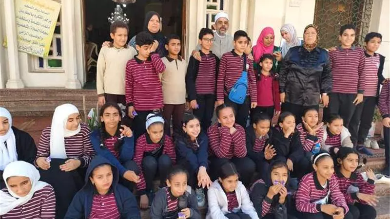 التعايش مع الآخر لقاء طلاب اصدقاء بيت العائلة مع أوقاف العبور