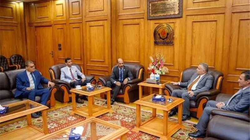 رئيس جامعة السويس يشهد فعاليات ورشة بنك المعرفة المصرى
