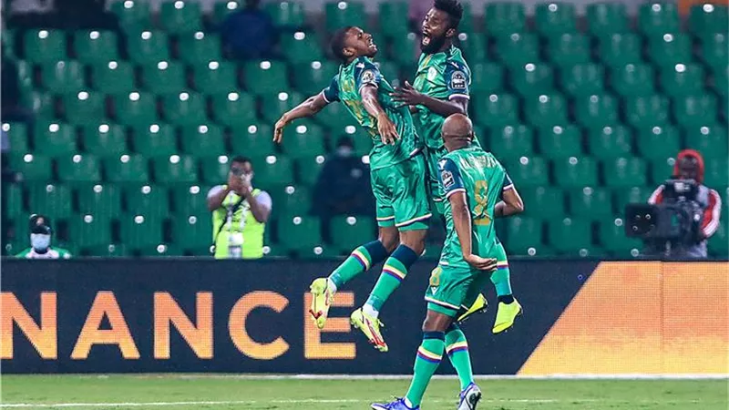جزر القمر يسقط غانا ويتصدر مجموعته بتصفيات كأس العالم
