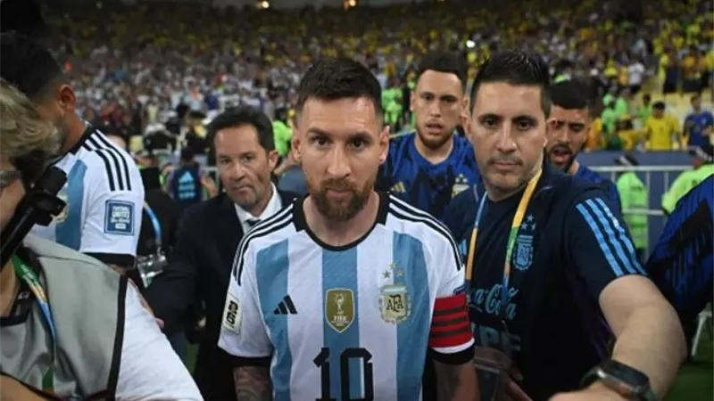 ميسي يعلق على الأحداث المؤسفة في مباراة البرازيل والأرجنتين