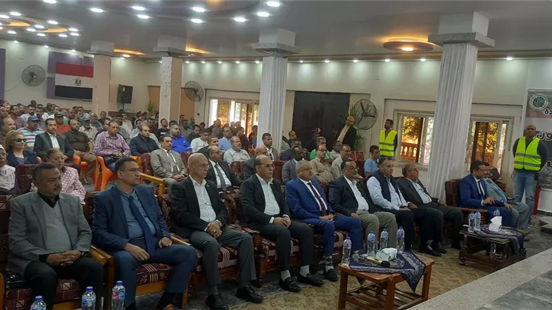 مؤتمر حاشد لتأييد ومبايعة الرئيس السيسى بالسويس