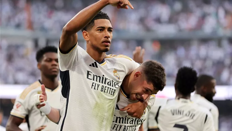نجم ريال مدريد يرفض عرضا خياليا للرحيل