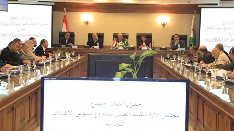 محافظ الجيزة: إنفاق ٣٠٠ مليون على انشاء مواقف السرفيس الحضارية
