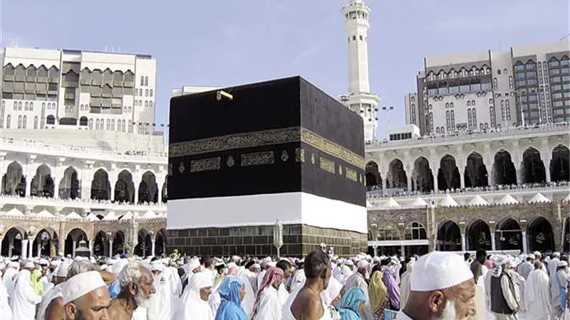 السياحة تعلن ضوابط رحلات الحج السياحى لعام 1445 هجريا