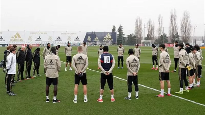 ريال مدريد يستعيد خدمات ثنائي الدفاع قبل مواجهة قادش