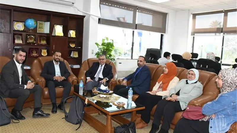 ختام ورشة عمل خدمات بنك المعرفة بجامعة القناة