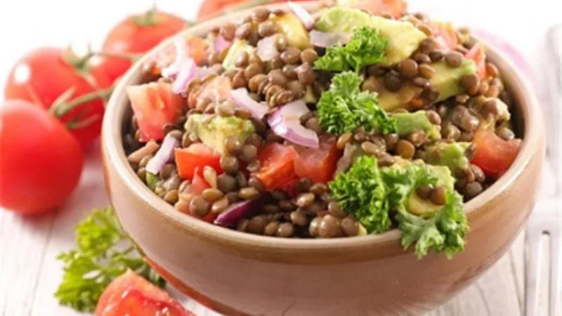 طريقة عمل سلطة العدس