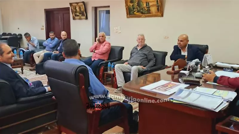 رئيس مدينة رأس غارب يستقبل وفد وزارة البترول