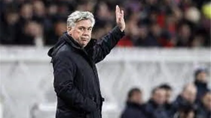 لقيادة الملكي.. رئيس ريال مدريد يتواصل مع خليفة أنشيلوتي