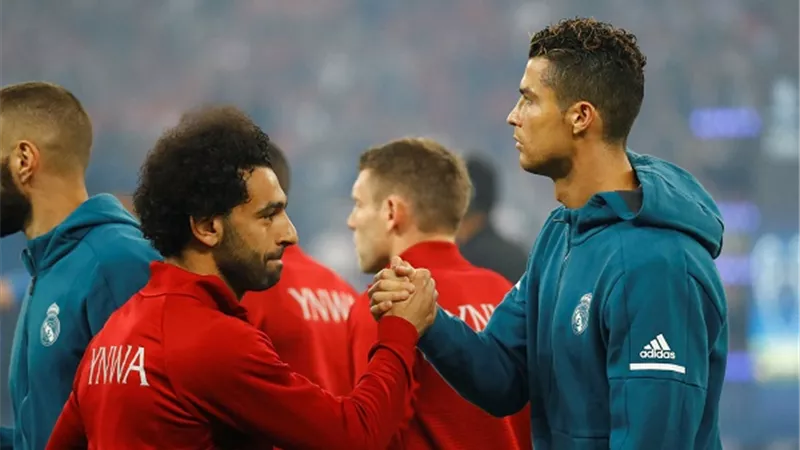 ليس من بينهم محمد صلاح .. رونالدو يتصدر قائمة الهدافين التاريخيين لمنتخبات العالم