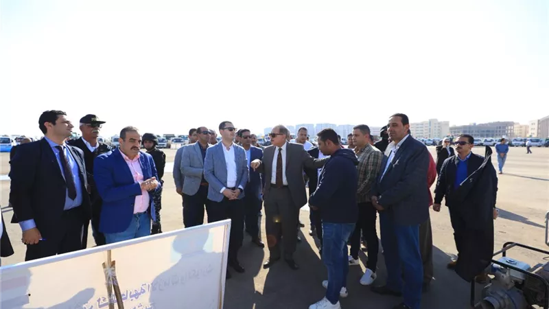 محافظ كفر الشيخ يشهد محاكاة حية لمواجهة السيول والأمطار