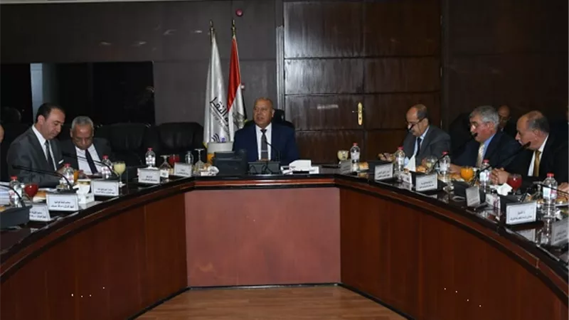 وزير النقل: موانئ مصر ليست للبيع ولا للاستحواذ