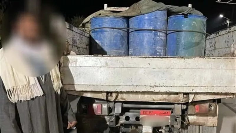 ضبط سائق بحوزته 1800 لتر سولار قبل بيعها بالسوق السوداء فى الأقصر