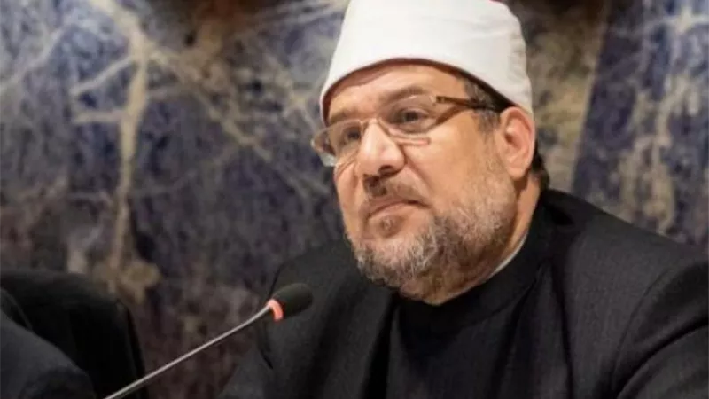 وزير الأوقاف يؤكد: الحذر واجب وأذناب العدو أخطر من العدو نفسه