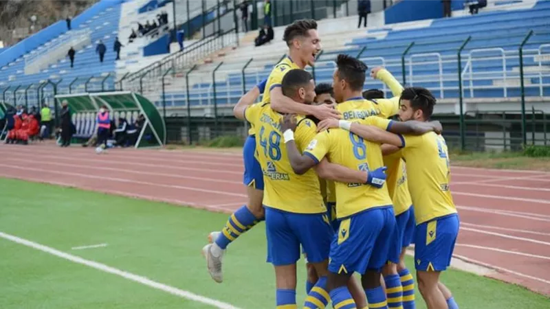 الدورى الجزائرى .. بارادو والنادى القسنطينى يتعادلان سلبيا