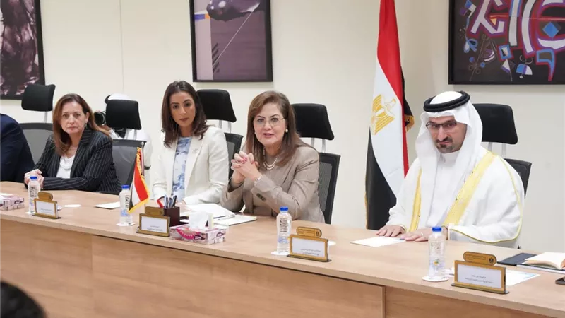 وزيرة التخطيط: التحديات العالمية تفرض التكاتف بين الدول العربية