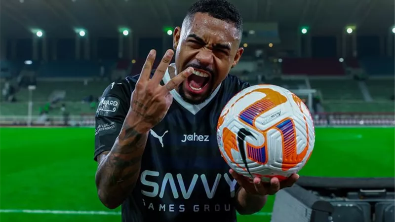 شاهد أهداف الهلال التسعة في شباك الحزم بالدوري السعودي