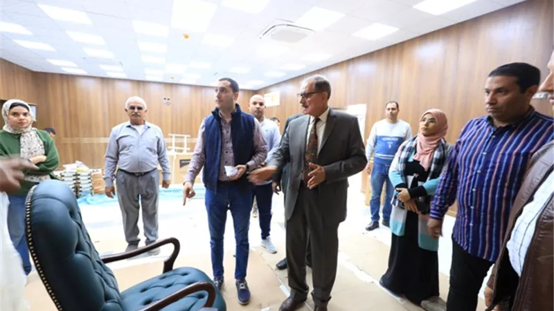 محافظ كفرالشيخ يتفقد إنشاء مركز السيطرة الموحد لخدمات الطوائ