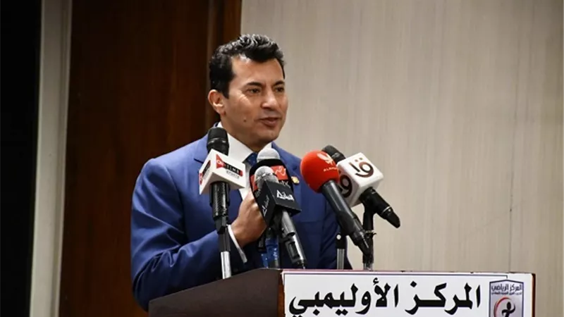 وزير الرياضة يشهد الاعلان عن تفاصيل اخذ اولى العينات لابطال مصر بمشروع الجينوم المصري