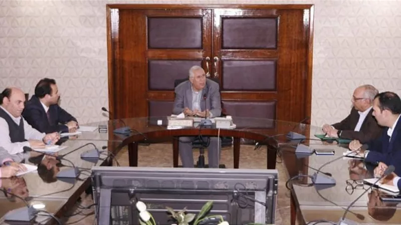 القصير يوجه قيادات الوزارة على تقديم كافة الدعم والتسهيلات لتنمية الأنشطة الزراعية