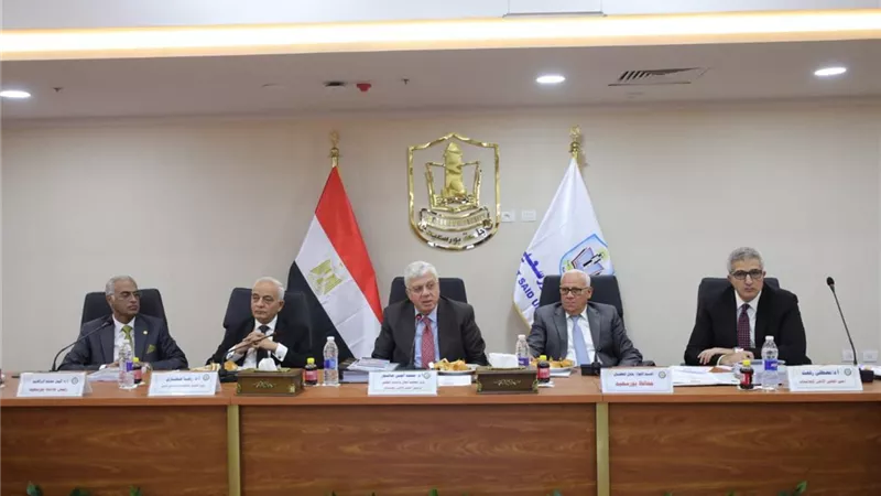 التعليم العالي:إعداد دراسة جدوى للبدء في استصلاح 200 فدان لكل جامعة