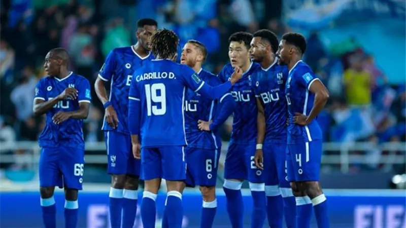 الهلال يعلن غياب مدافع عن مواجهة نافباخور