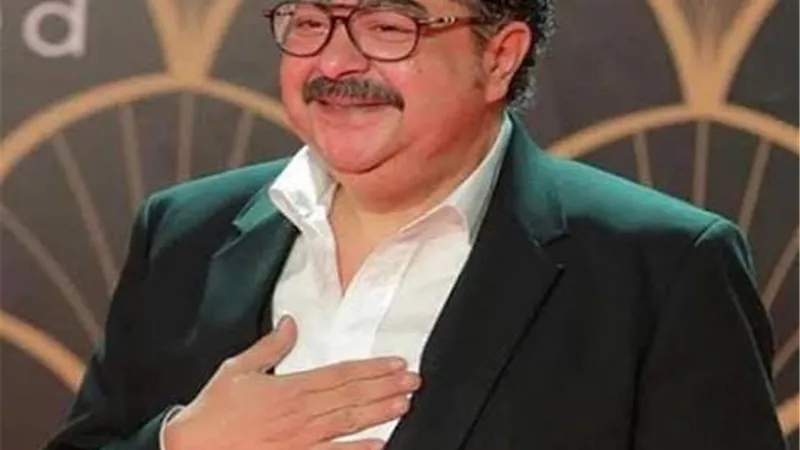 خالد جلال ناعيا الفنان 