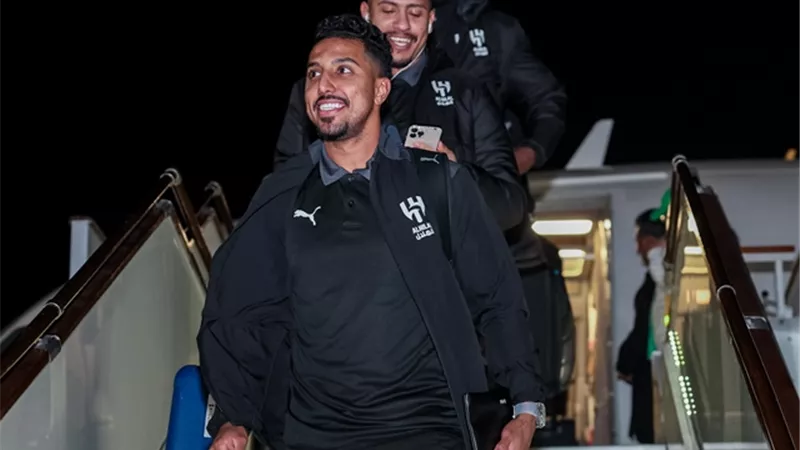 بعثة الهلال تصل أوزبكستان لمواجهة نافباخور بدورى أبطال أسيا