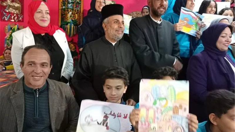 (مصر في عيون فنان)مبادرة بيت العائلة المصرية في مدارس الإسماعيلية