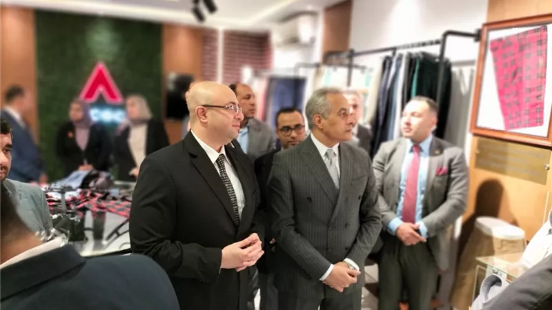 وزير العمل يتفقد بعض المصانع المُصدرة ببنى سويف