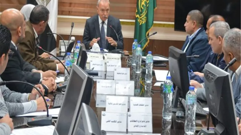 محافظ القليوبية يتابع تنفيذ إنشاء المحطة الوسيطة بالقناطر الخيرية