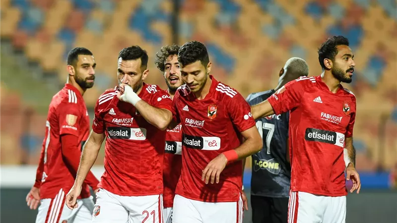 أبرزهم معلول وموديست.. غيابات الأهلى عن مواجهة سموحة فى الدورى