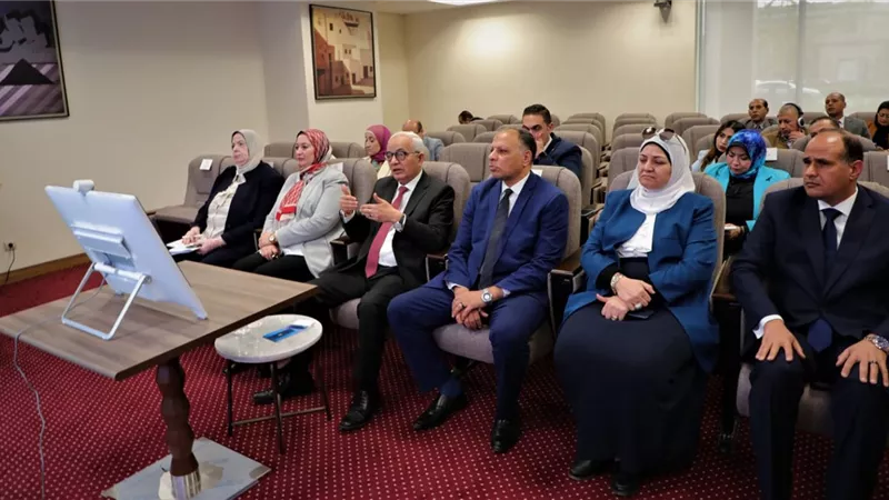 حجازي يتابع سيرالعمليةالتعليميةبالفيديوكونفرنس مع مديري المديريات