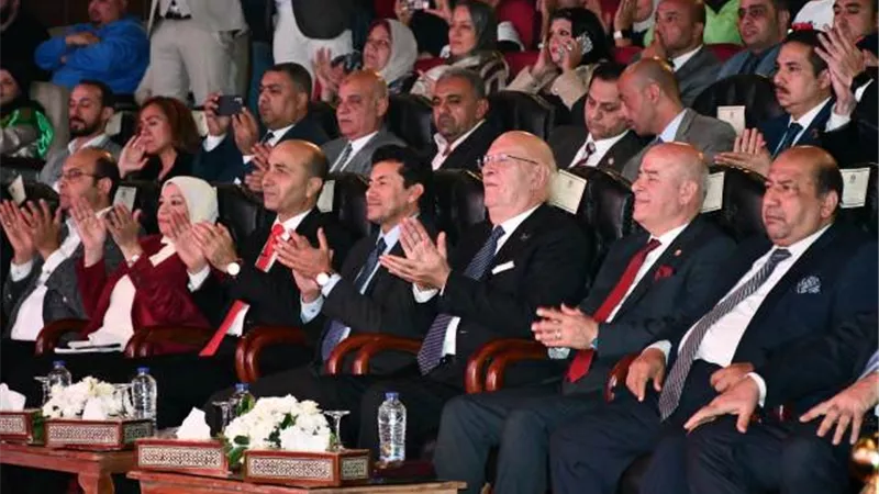 وزير الشباب يشهد ختام مهرجان مراكز الفنون الموسم الرابع