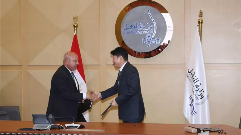 وزير النقل:التوقيع يجعل مصر مركزاً عالميا للتجارة واللوجيستيات