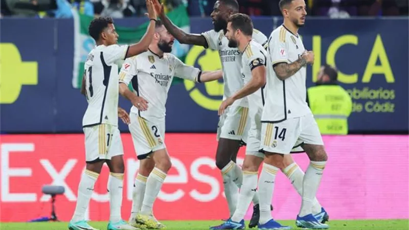 غياب 8 لاعبين عن ريال مدريد أمام نابولي في دوري أبطال أوروبا