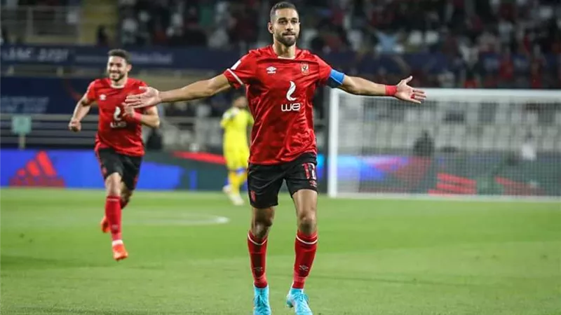 السولية علي دكة بدلاء الأهلي أمام سموحة