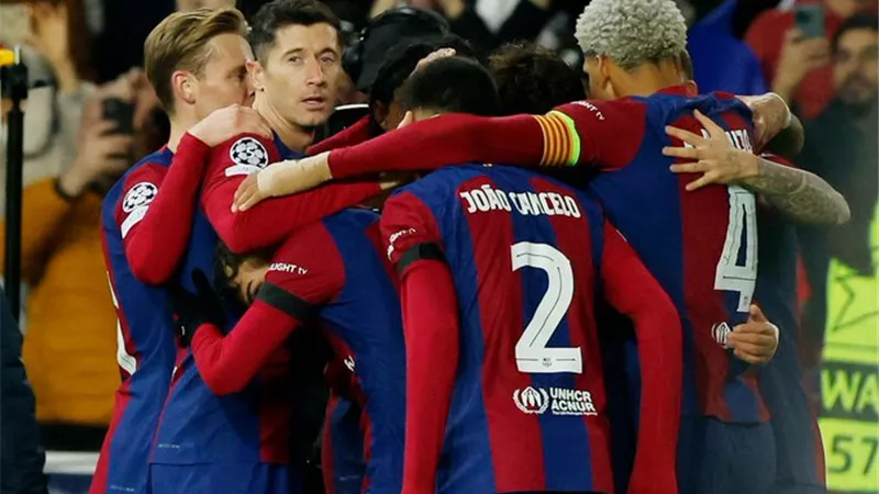 برشلونة يتجاوز بورتو ويقبض على تذكرة العبور .. شاهد ملخص المباراة