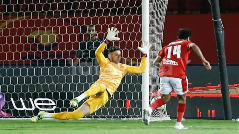 هل أضاع الوقت أمام الأهلي اليوم؟ .. شاهد الهاني سليمان يجيب