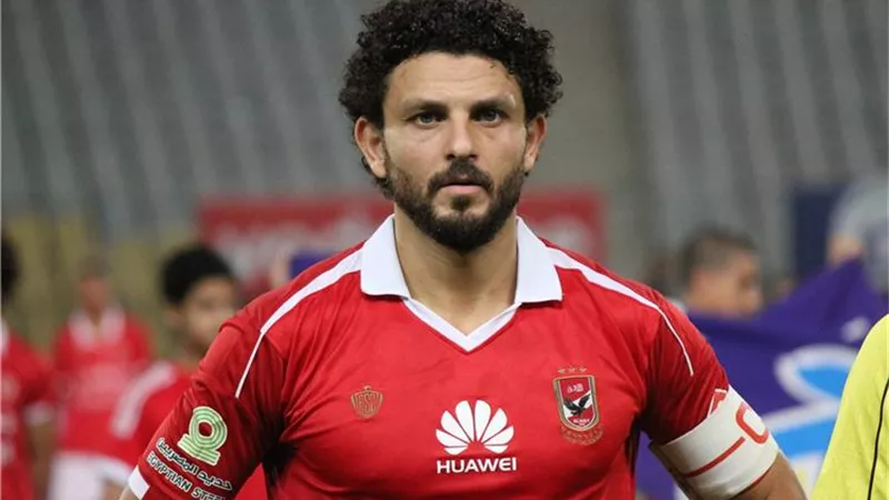 حسام غالي يتحدث عن أسباب قرارالاعتزال وكواليس مباراة روما.. شاهد