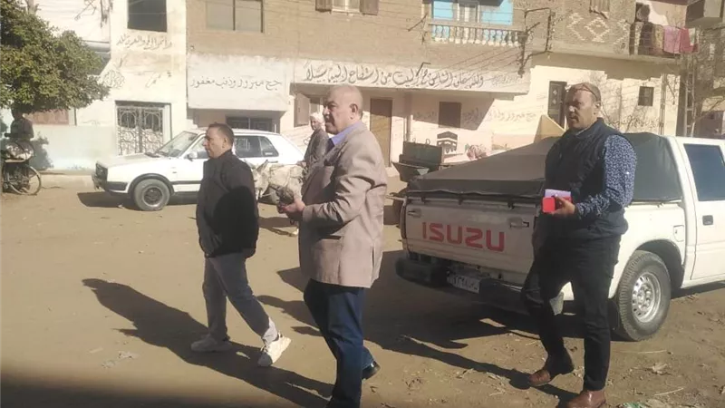 رئيس مدينة الزقازيق يتفقد سوق غزالة العصرى الحضارى