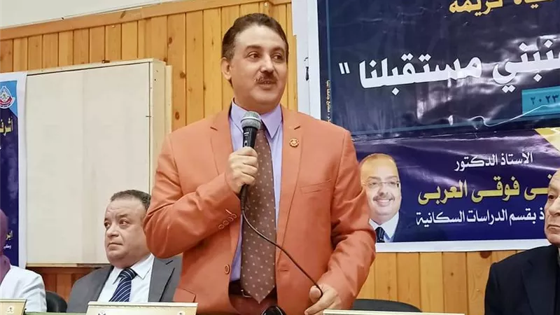 ندوة عن التوعية السياسية بكلية الآداب بالمنيا