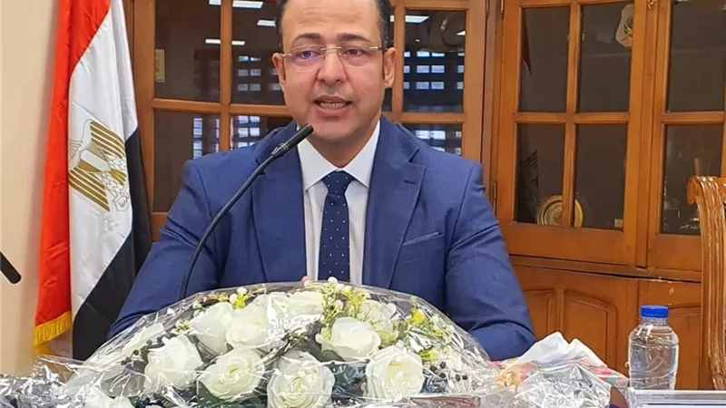 جامعة عين شمس تعقد أولى ندوات حقوق الإنسان بكلية الآداب