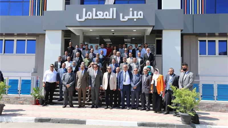 فتح باب التقدم للبرنامج التدريبى لطلاب كليات العلوم والهندسة