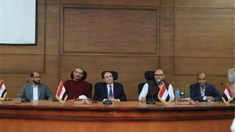 كلية الزراعة تنظم زيارة ميدانية الي معامل مياه الشرب بالمنيا